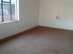 1 Bed Garden Cottage in Geduld