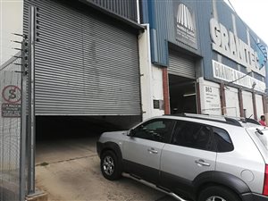 1400 m² Commercial space in Briardene