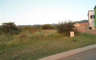 608 m² Land available in Burgersfort