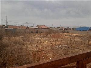 1122 m² Land available in Randfontein