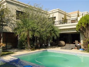 4 Bed House in Dainfern