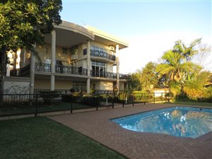 4 Bed House in Sterrewag
