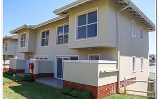 3 Bedroom Duplex in Mt Edgecombe Estate 1 & 2