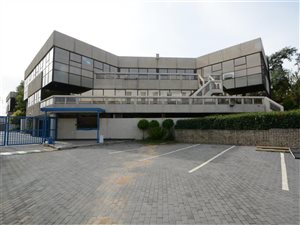 2522 m² Commercial space in Morningside