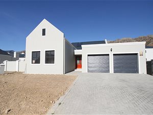 3 Bed House in Admirals Park