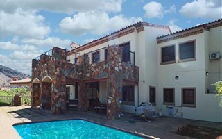 4 Bedroom House in Port D Afrique