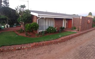 3 Bedroom Duplex in Wonderboom