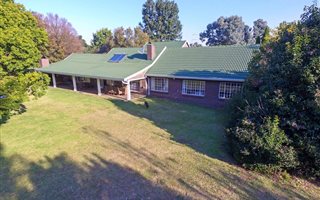 6000 m² Land available in Fairleads