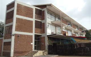 3 Bedroom Apartment in Florida Park