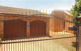 2 Bedroom House in Birch Acres
