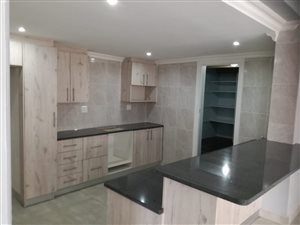 2 Bed Apartment in Morningside