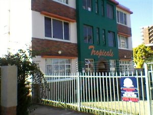 6 Bedroom Apartment in Bulwer