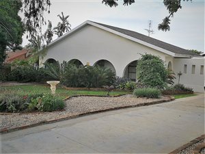 4 Bed House in Winterhoek Park