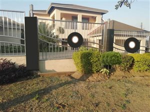 4 Bed House in Mountain Rise
