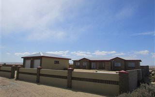 2 Bedroom Townhouse in Port Nolloth