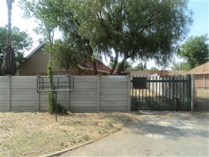 3 Bed House in Vierfontein