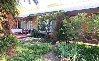 6 Bedroom House in Laezonia