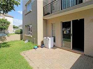 2 Bedroom Apartment in Klippoortje