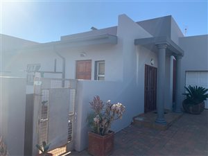 2 Bed Townhouse in Wilkoppies
