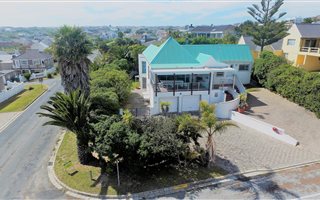 5 Bedroom House in Myburgh Park
