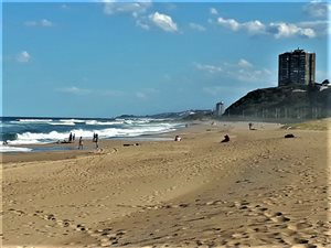 2 Bed Apartment in Amanzimtoti