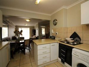 2 Bed Apartment in Paarl