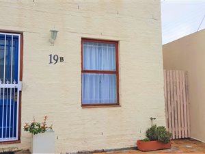 2 Bed Townhouse in Plumstead