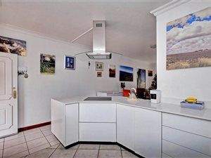 3 Bed Apartment in Bryanston