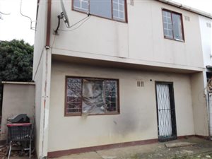 3 Bed Duplex in Whetstone