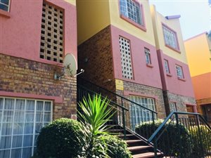 2 Bed Duplex in Marlands