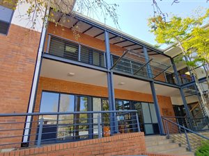 147 m² Commercial space in Bryanston