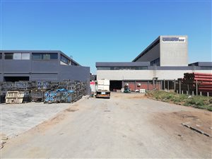 18330 m² Industrial space in Mobeni