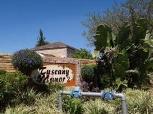 4 Bed Townhouse in Wilgeheuwel