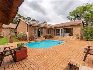 3 Bedroom House in Roodepoort North