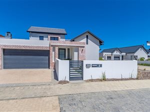4 Bed House in Sitari