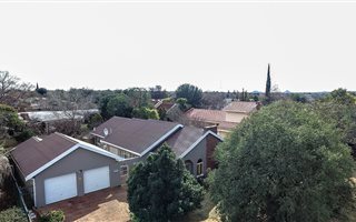 4 Bedroom House in Fichardtpark