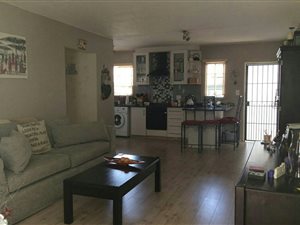 2 Bed Townhouse in Marais Steyn Park
