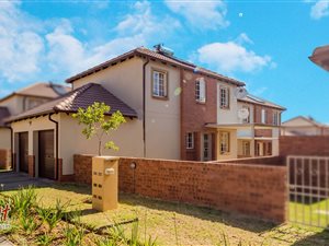 3 Bed Townhouse in The Reeds