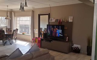 3 Bedroom House in Hurlyvale