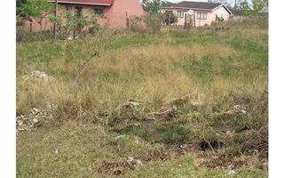 421 m² Land available in Gamalakhe A