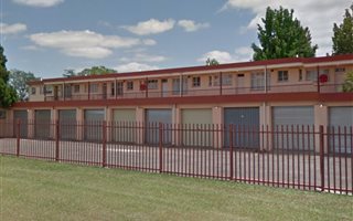 2 Bedroom Flat in Barry Hertzog Park
