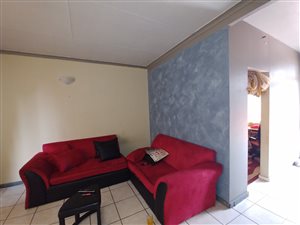 2 Bed Flat in Barry Hertzog Park