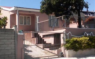 3 Bedroom Simplex in Northcroft