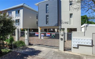 1 Bedroom Apartment in West Hill