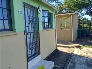 17 Bed House in Chesterville