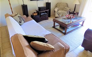 4 Bedroom Duplex in Sunningdale