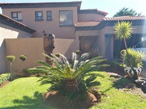 6 Bed House in Raslouw