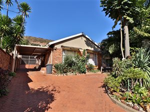 4 Bed House in Florauna