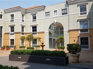 968 m² Commercial space in Illovo