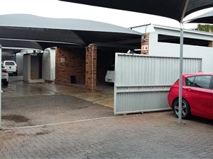 250 m² Industrial space in Gezina